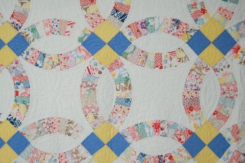   30s Vintage Double Wedding Ring Antique Quilt ~NICE BLUE & YELLOW